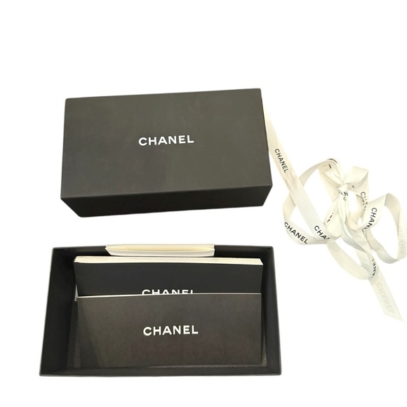 Authentic Chanel Empty Box with Ribbon & Booklets – Luxury Packaging - Picture 1 of 4
